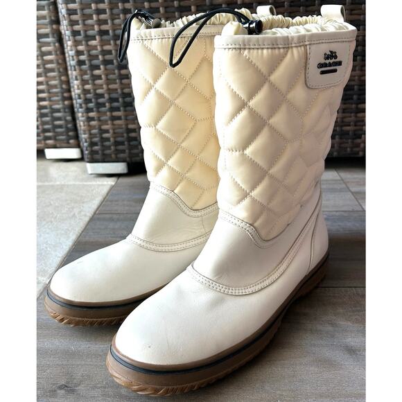 Coach Winter White Sparrow Quilted Waterproof Winter Snow Boots Womens 9.5 - Picture 2 of 14